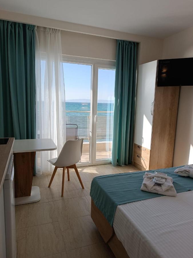 Navarino Luxe Suites With Sea View Peraia  Luaran gambar