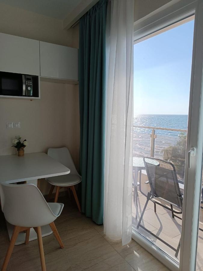 Navarino Luxe Suites With Sea View Peraia  Luaran gambar