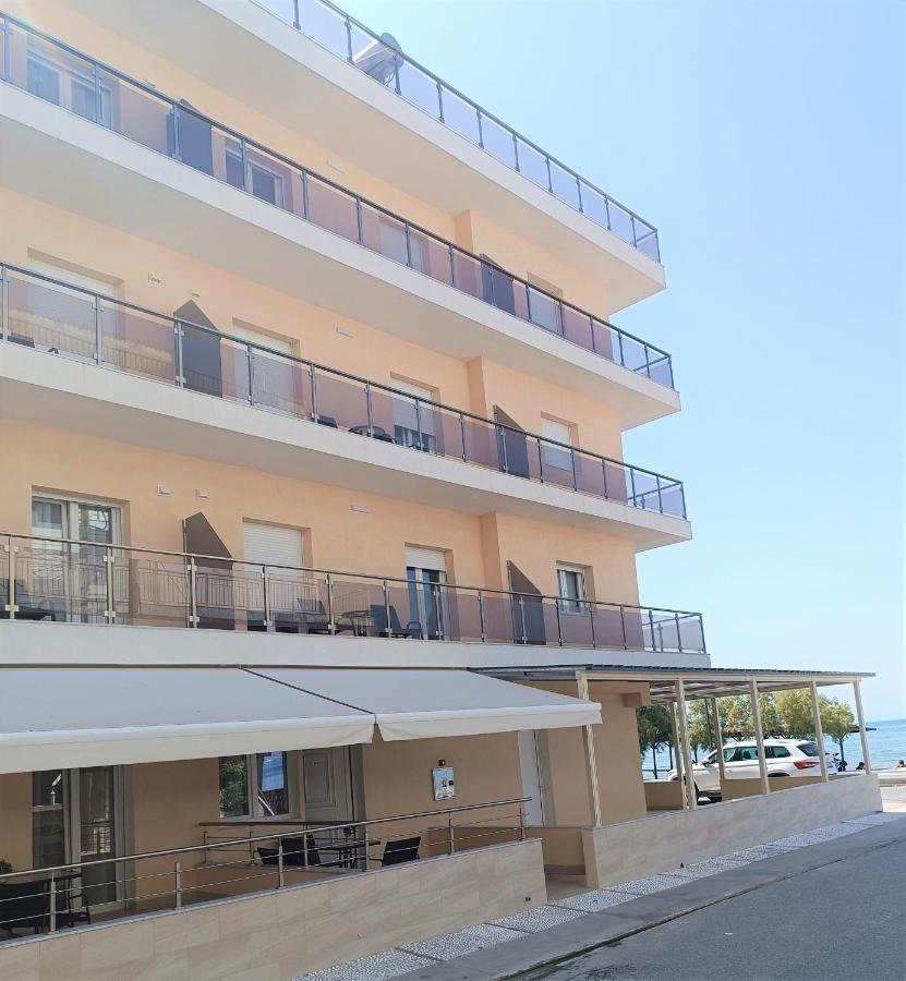 Navarino Luxe Suites With Sea View Peraia  Luaran gambar